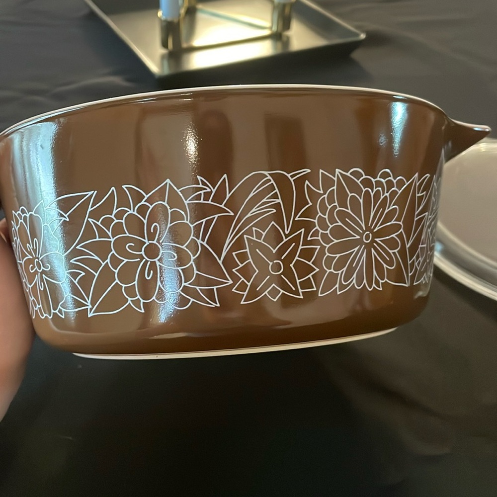 Pyrex Vintage casserole dish